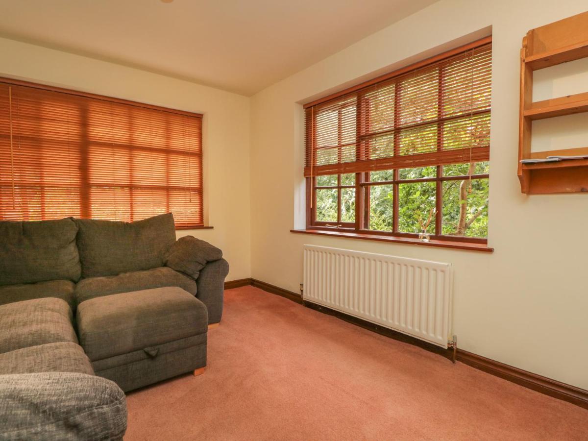 1 Cherry Tree Cottage Millom Buitenkant foto